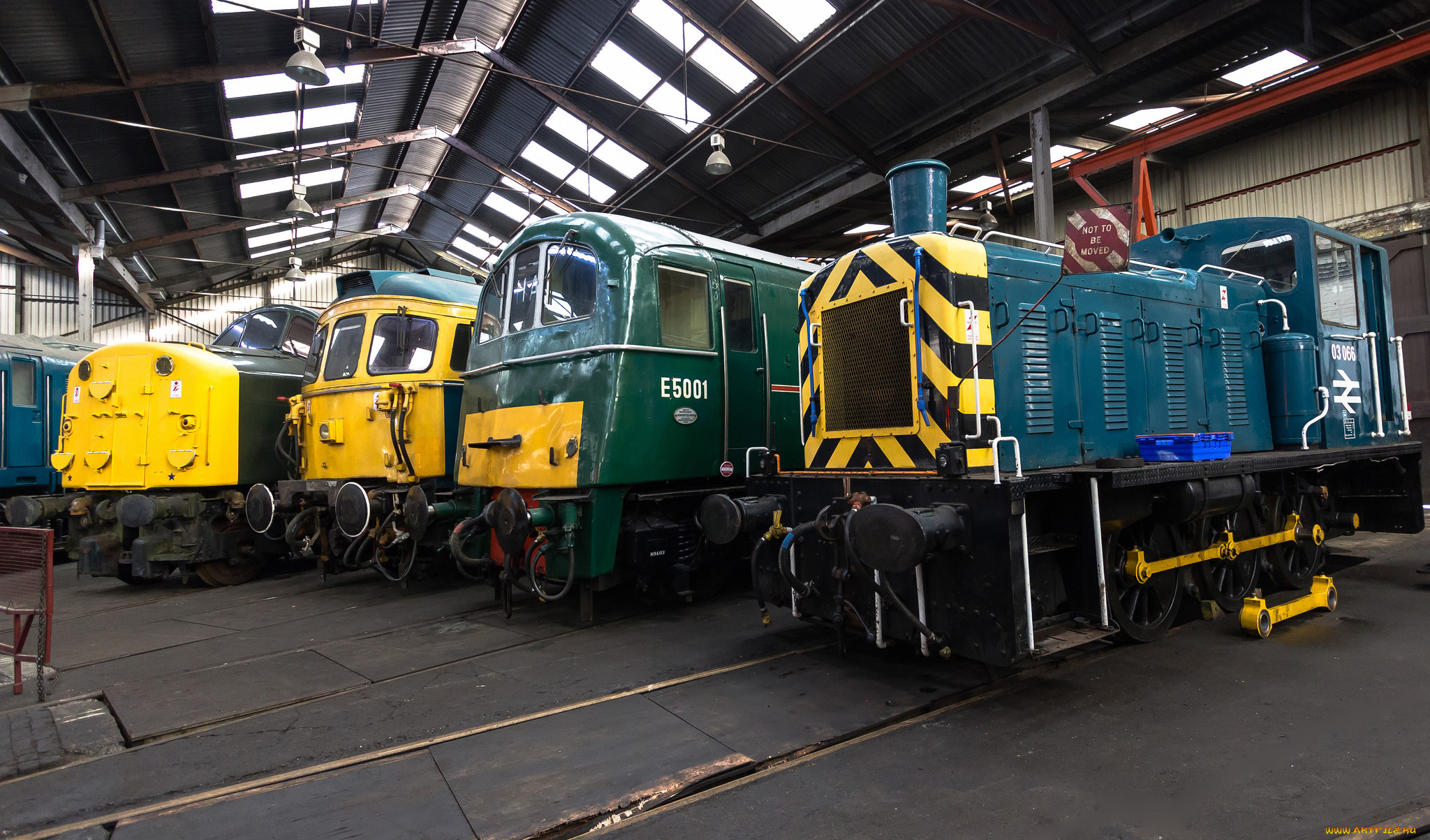 class 40,  class 33,  class 71 & class 03 at barrow hil, , , 